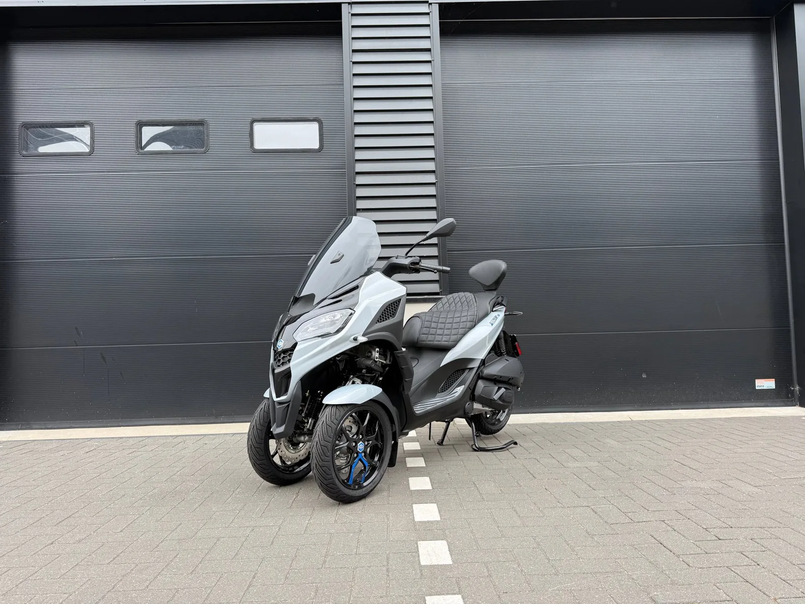 Piaggio Scooter 310 MP3 HPE Sport full optie (2025) — foto 1
