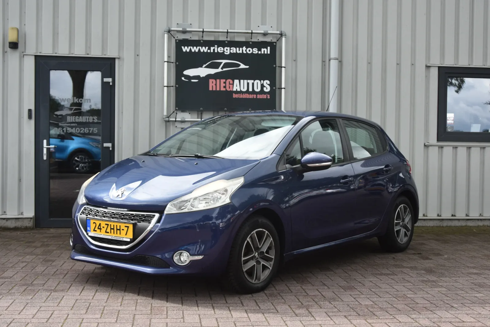 Peugeot 208 (2012) — foto 1