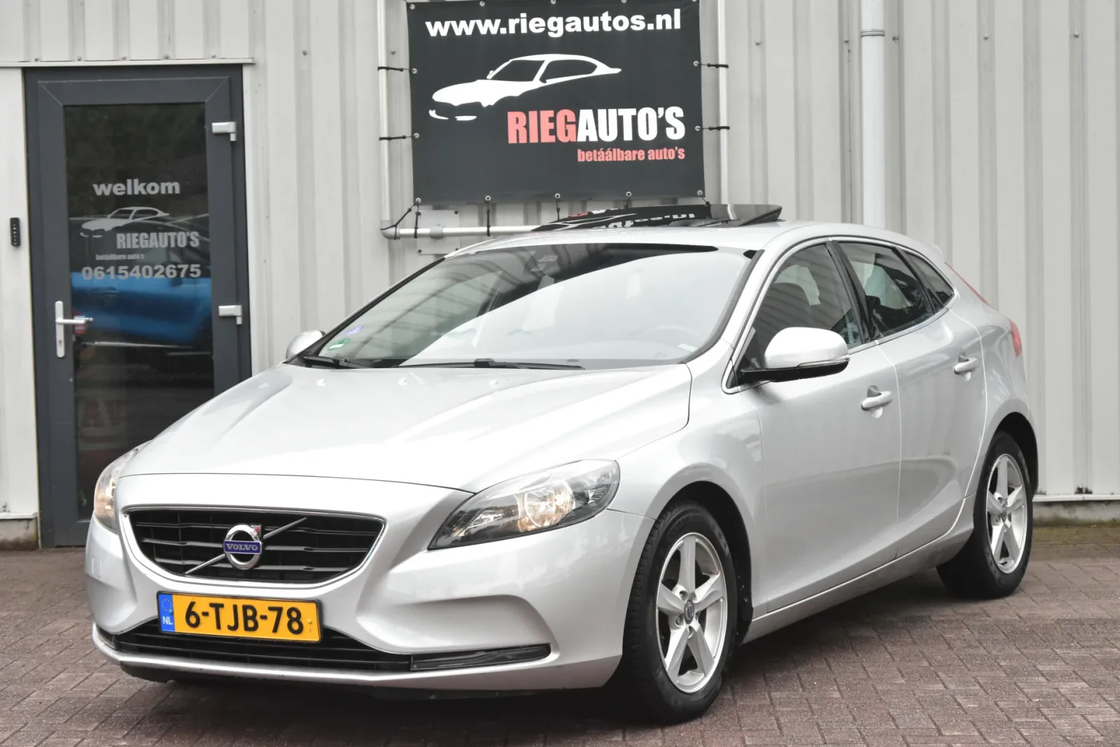 Volvo V40 (2012) — foto 1
