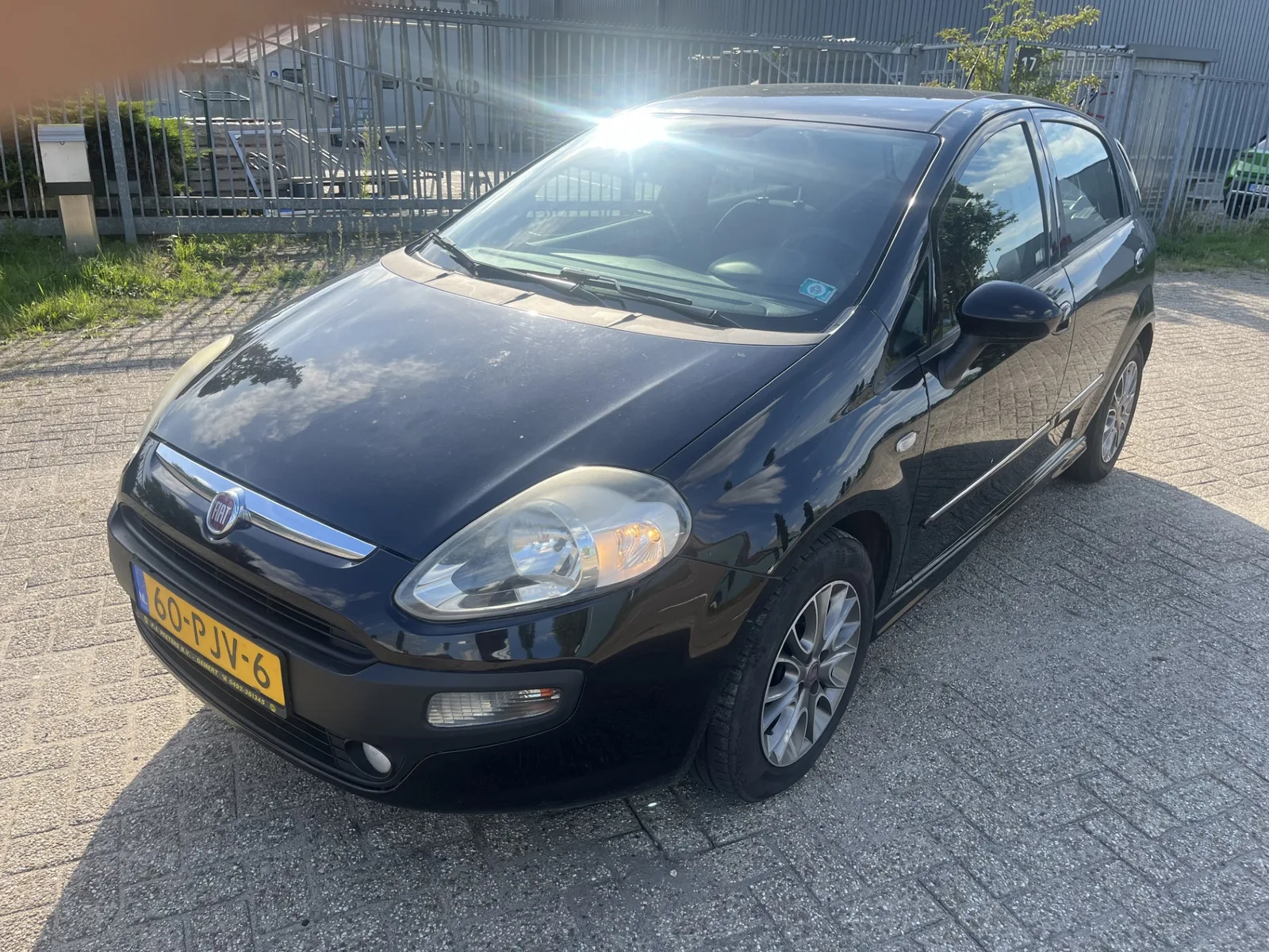Fiat Punto (2011) — foto 1