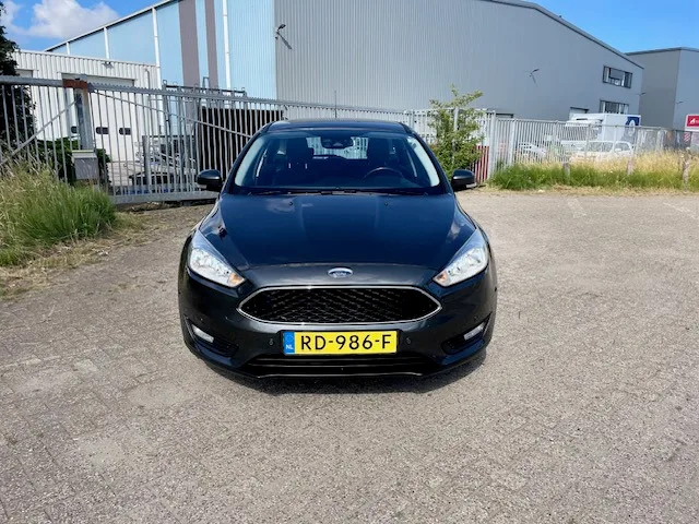 Ford Focus (2014) — foto 1