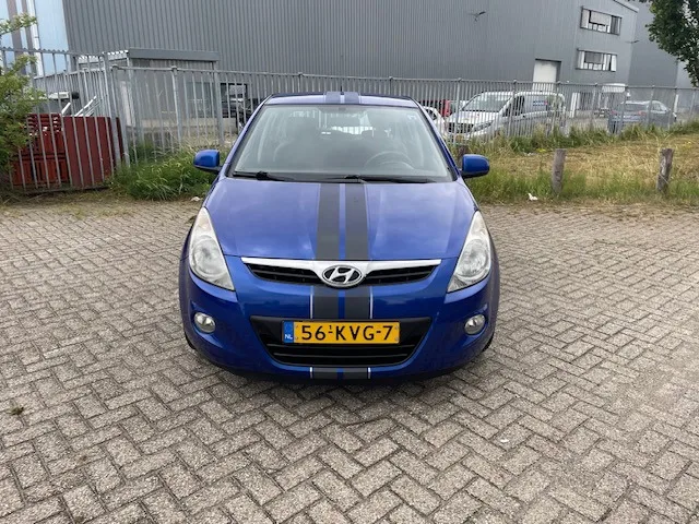 Hyundai i20 (2010) — foto 1