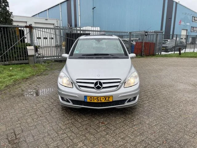 Mercedes-Benz B-Klasse (2006) — foto 1