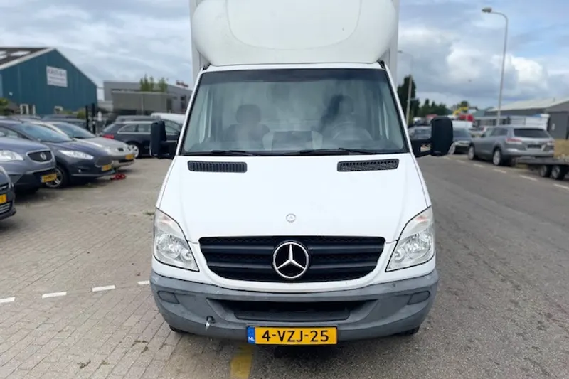 Mercedes-Benz Sprinter (2012)
