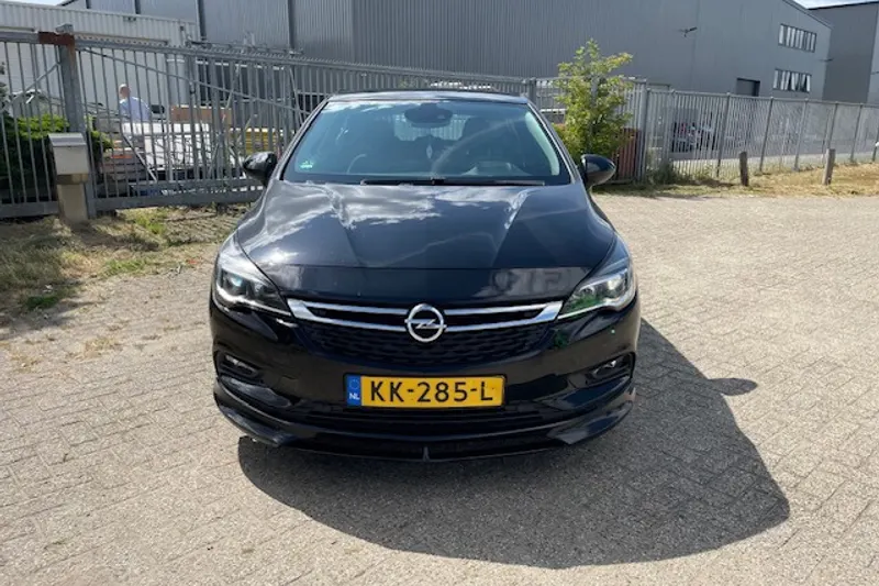 Opel Astra (2016)