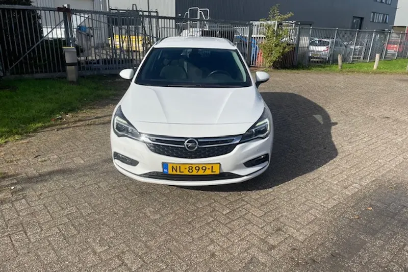 Opel Astra (2017)