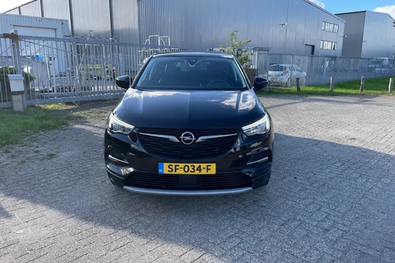Opel Grandland (2018)
