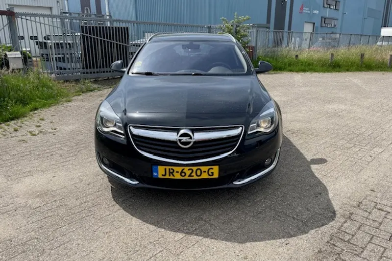 Opel Insignia Sports Tourer (2016)