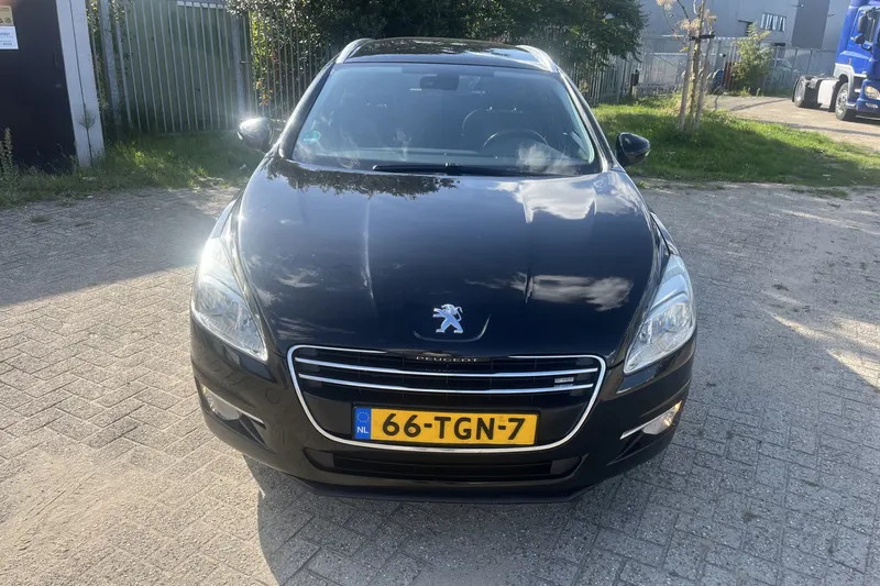 Peugeot 508 (2012)