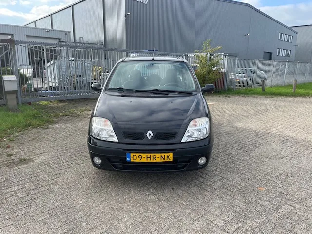 Renault Scénic (2001) — foto 1