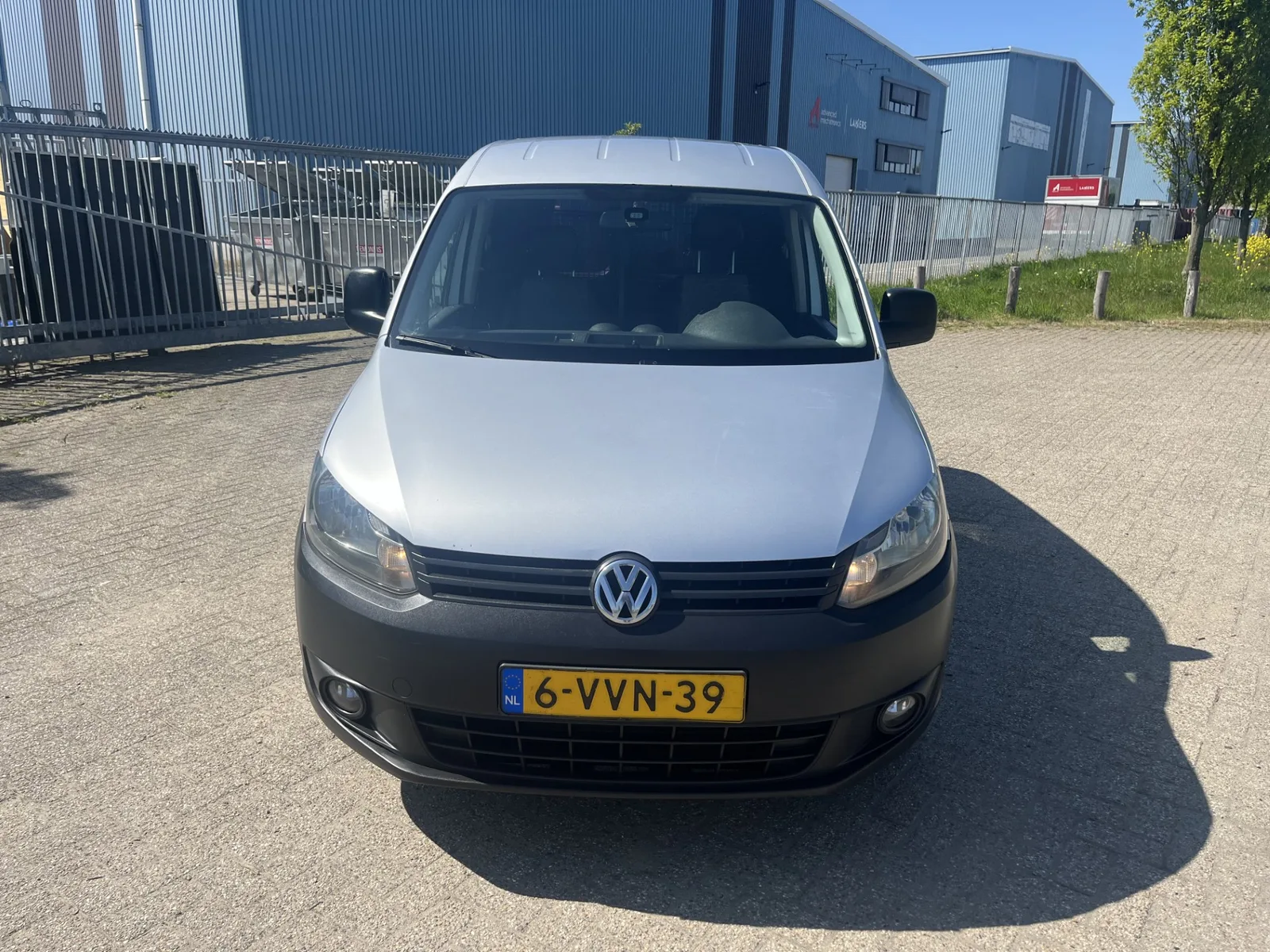Volkswagen Caddy (2012) — foto 1