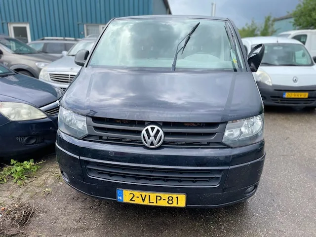 Volkswagen Transporter (2011) — foto 1