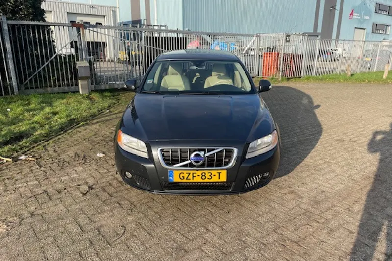 Volvo V70 (2010)