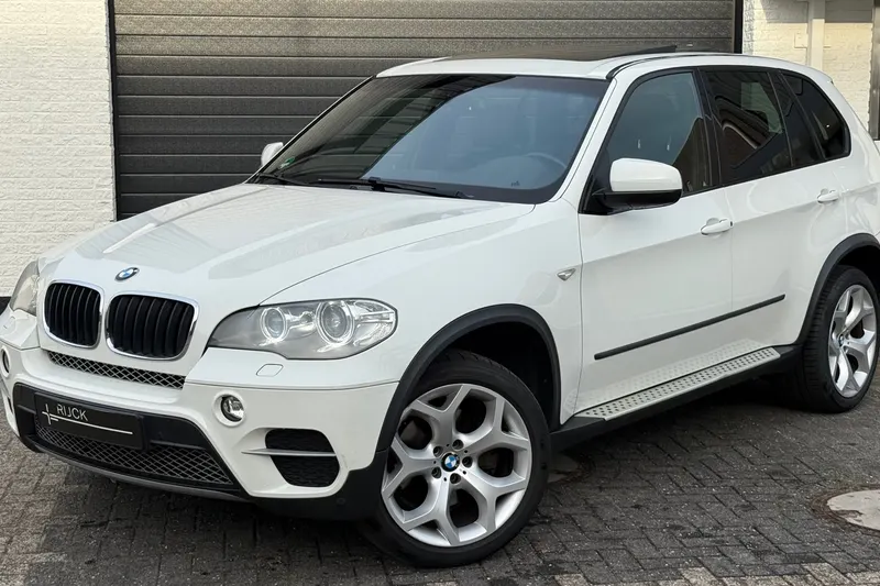 BMW X5 (2012)