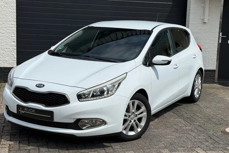 Kia Cee'd (2012)