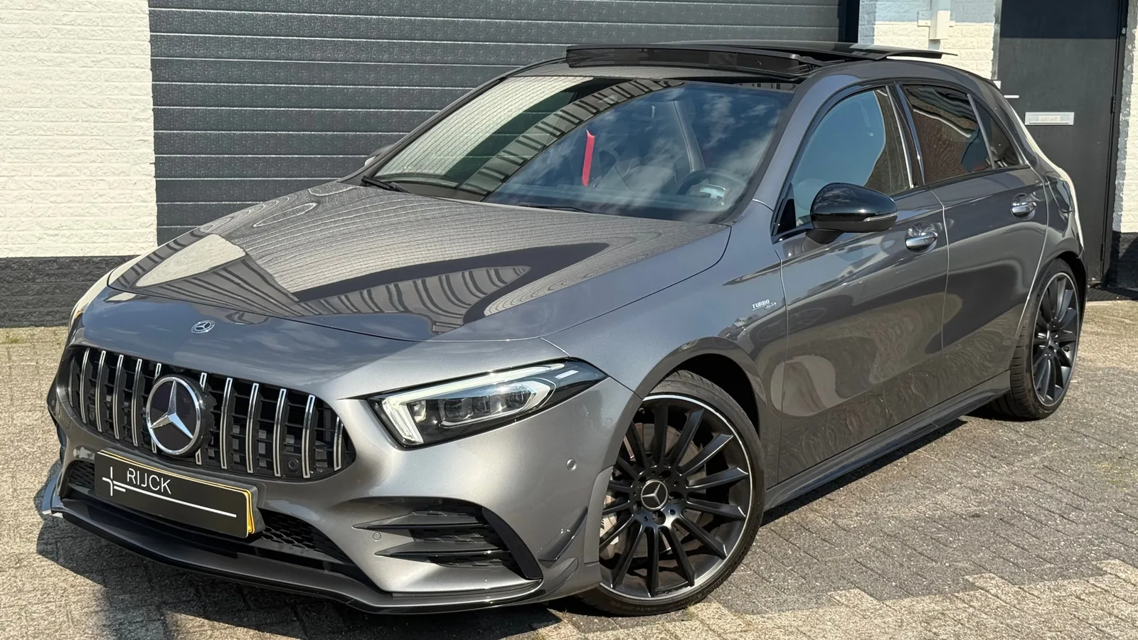 Mercedes-Benz A-Klasse (2019) — foto 1
