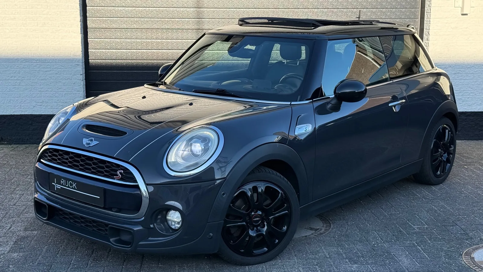 MINI Mini (2014) — foto 1