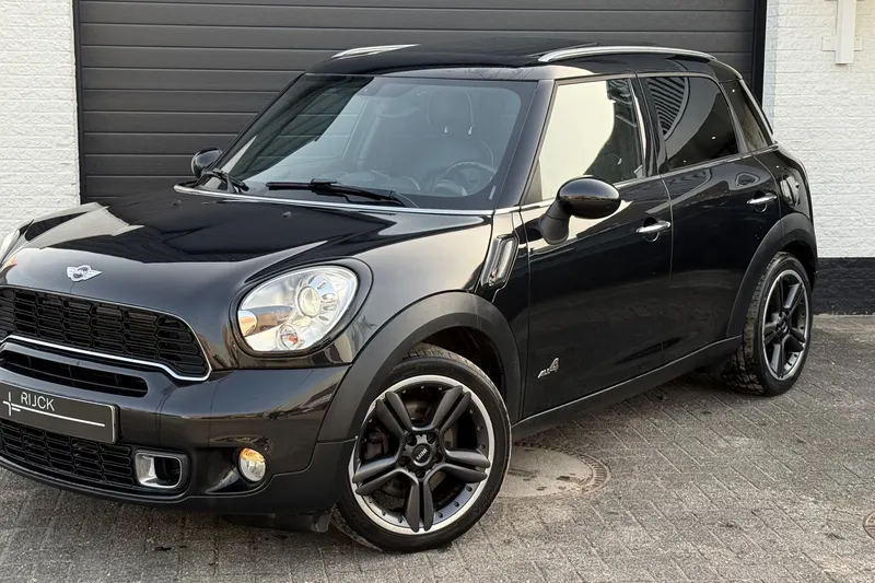 MINI Countryman (2011)