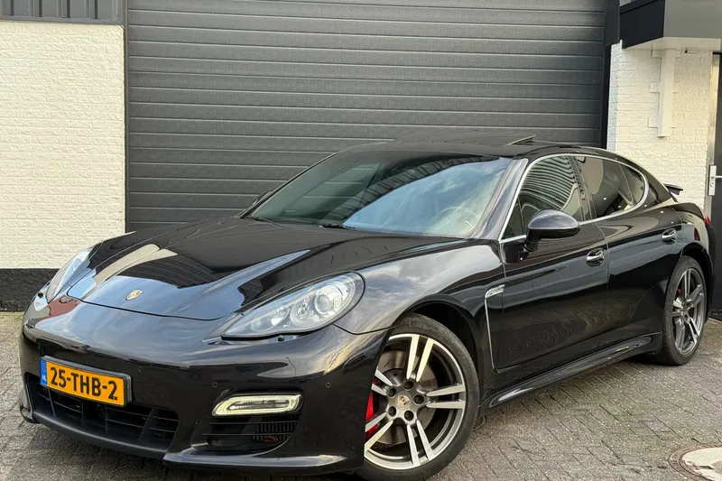 Porsche Panamera (2011)