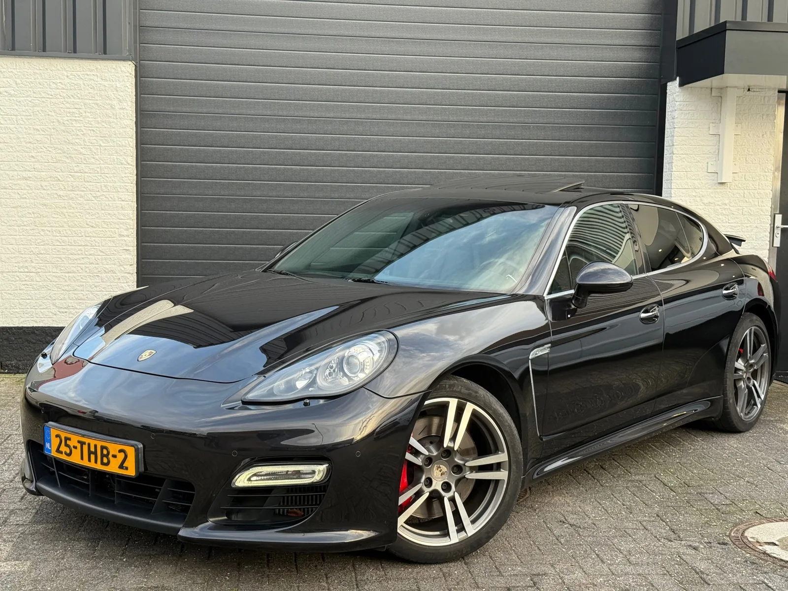 Porsche Panamera (2011) — foto 1