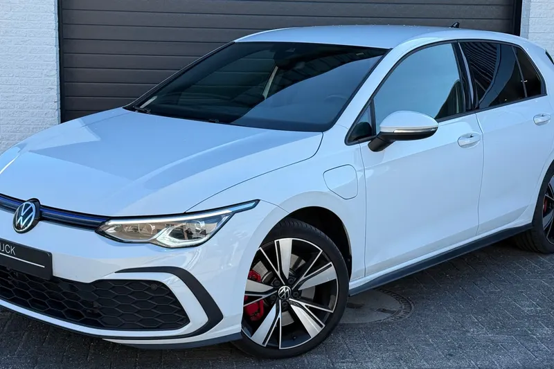 Volkswagen Golf (2021)