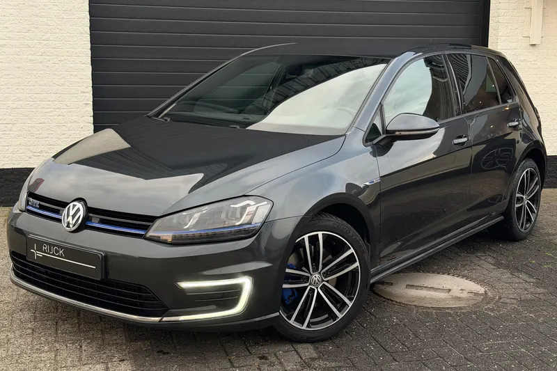 Volkswagen Golf (2015)