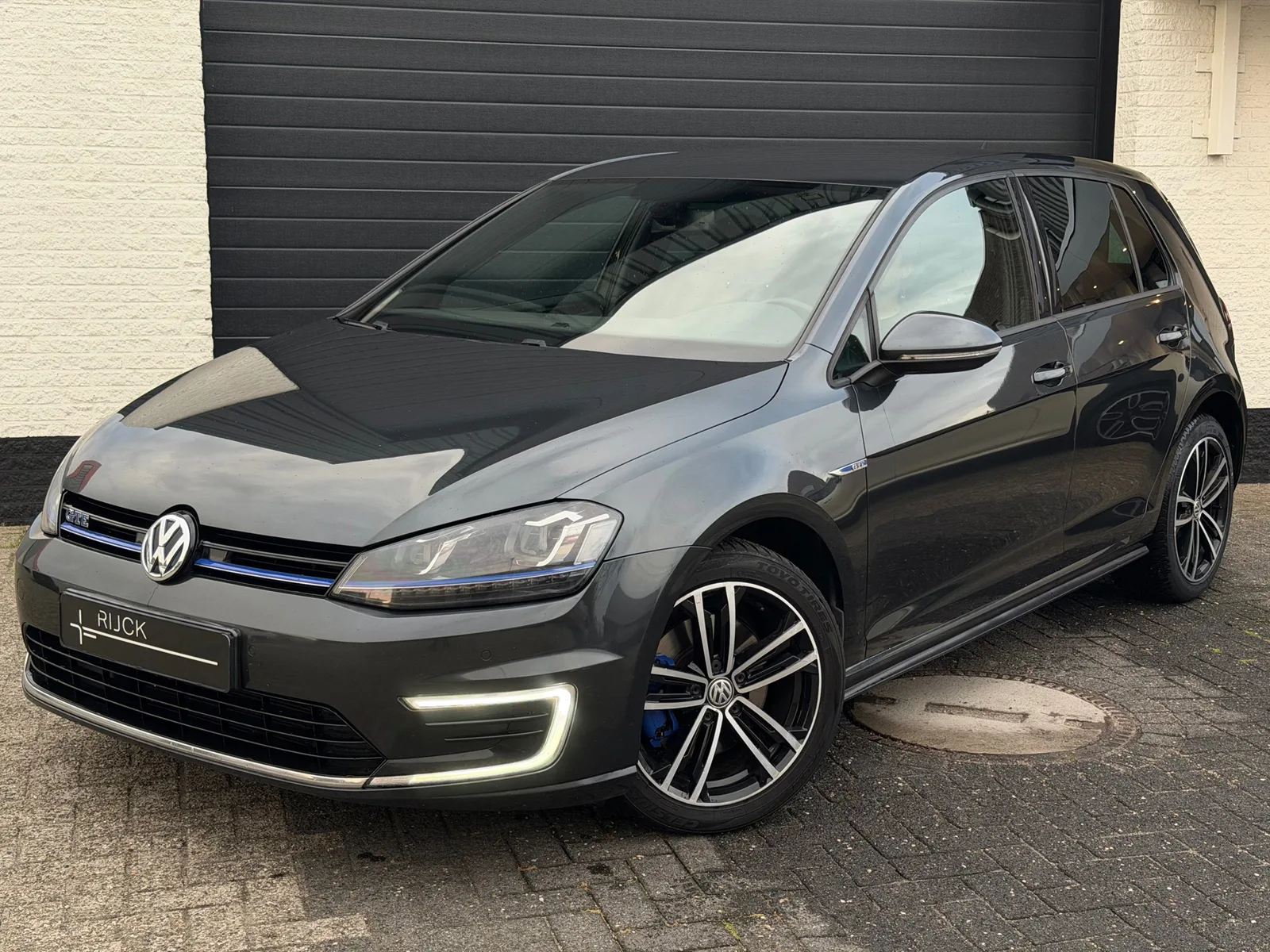 Volkswagen Golf (2015) — foto 1