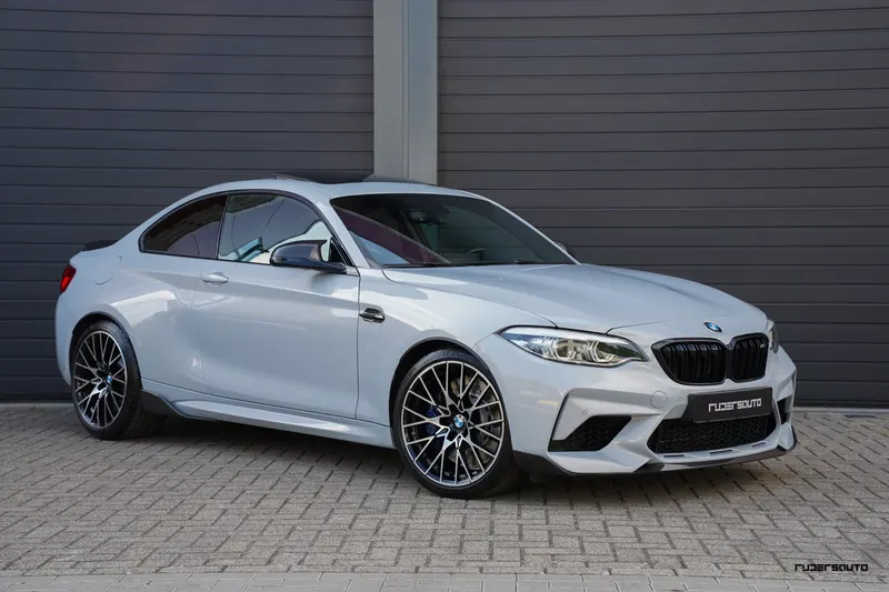 BMW M2 (2020)