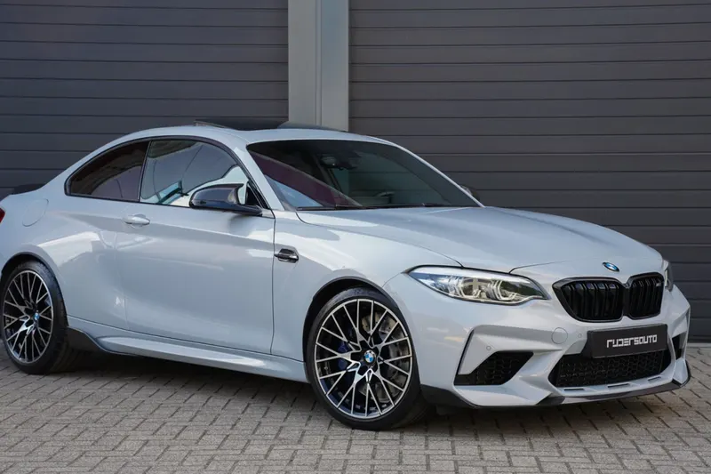 BMW M2 (2020)