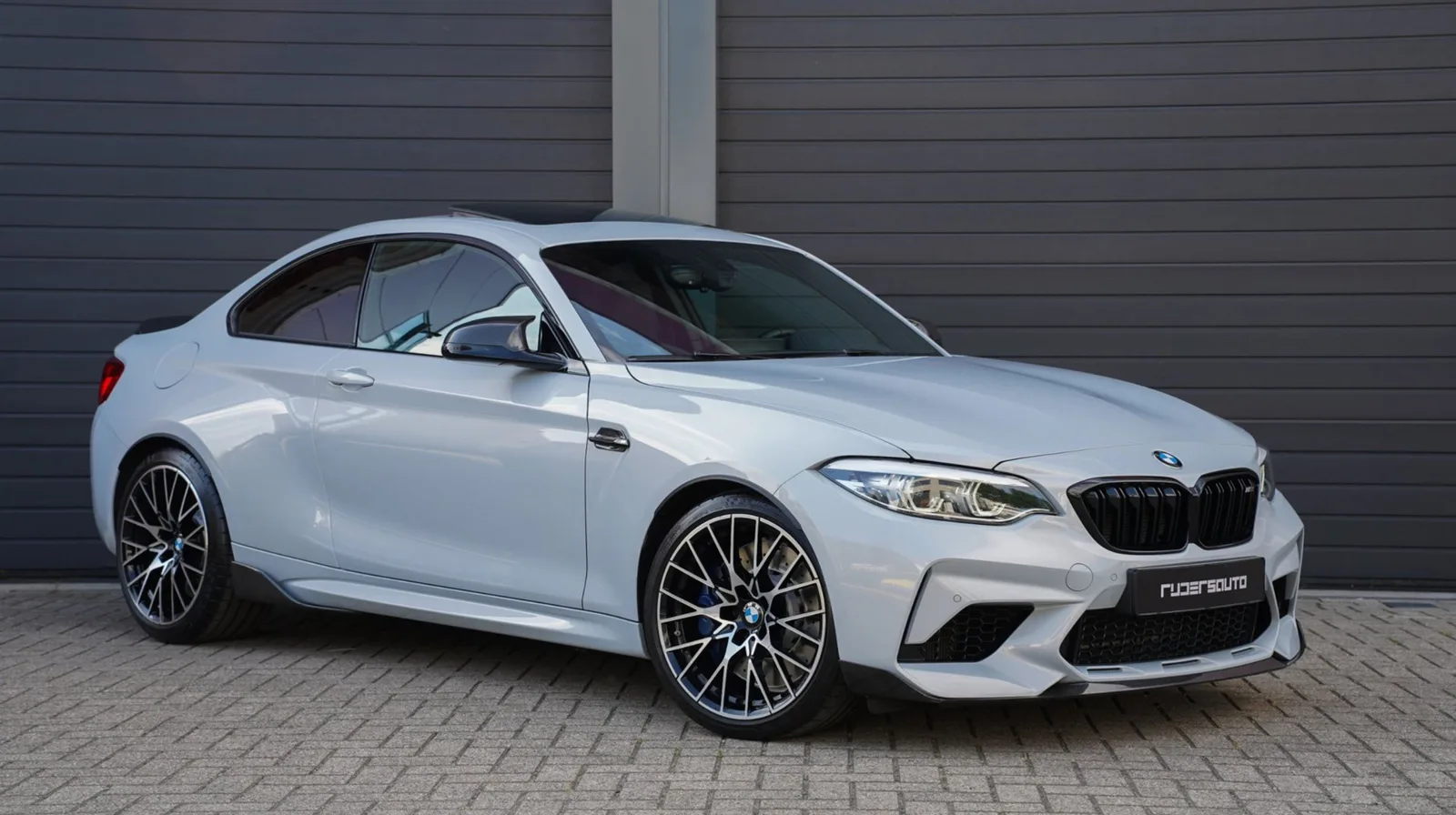 BMW M2 (2020) — foto 1