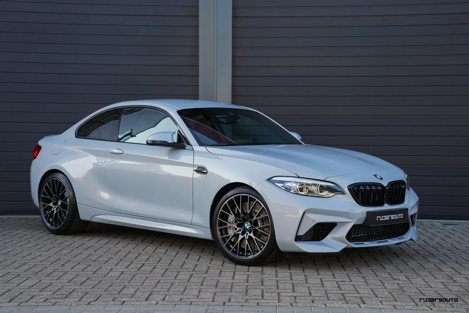 BMW M2 (2019) — foto 1