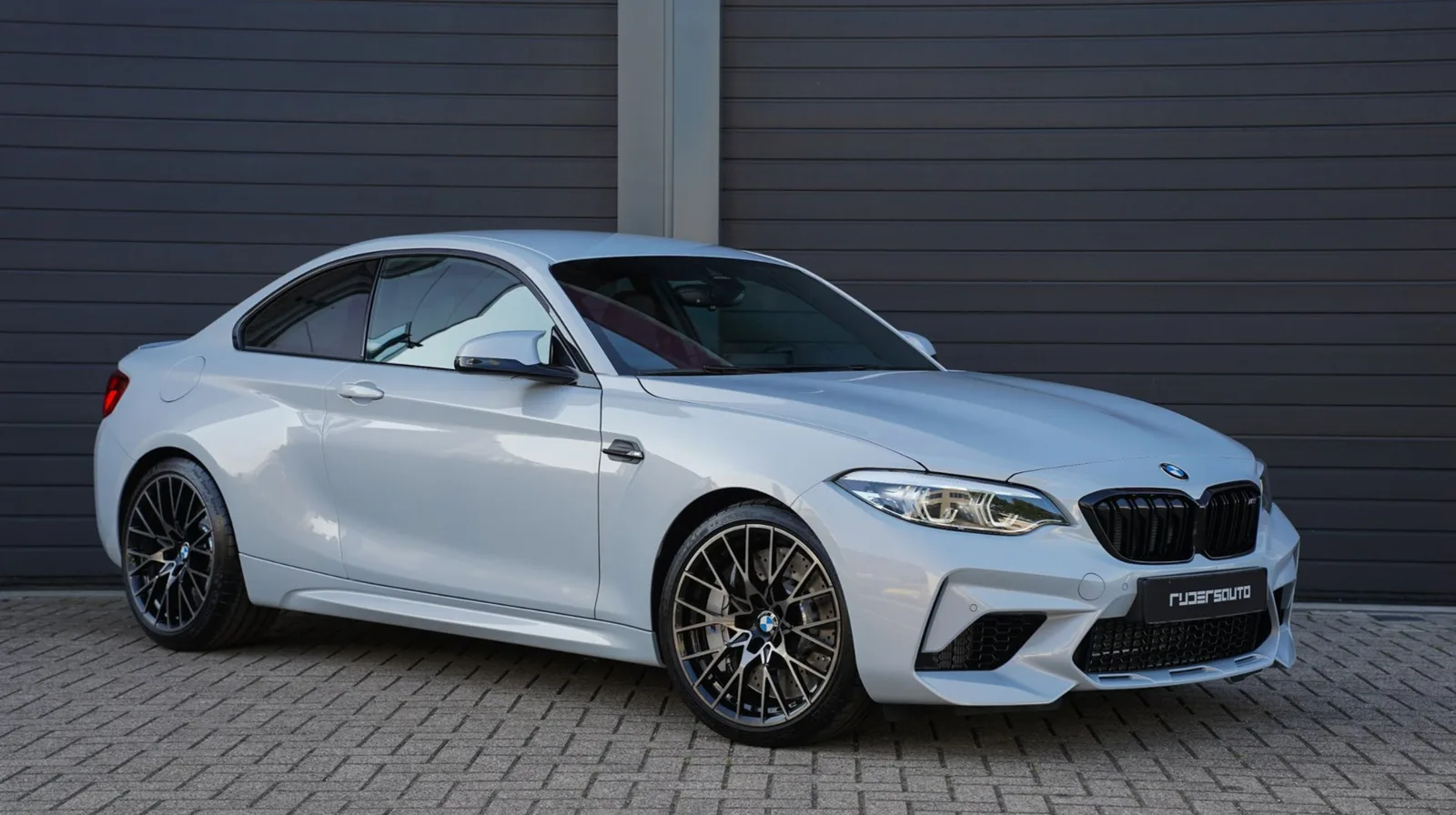 BMW M2 (2019) — foto 1
