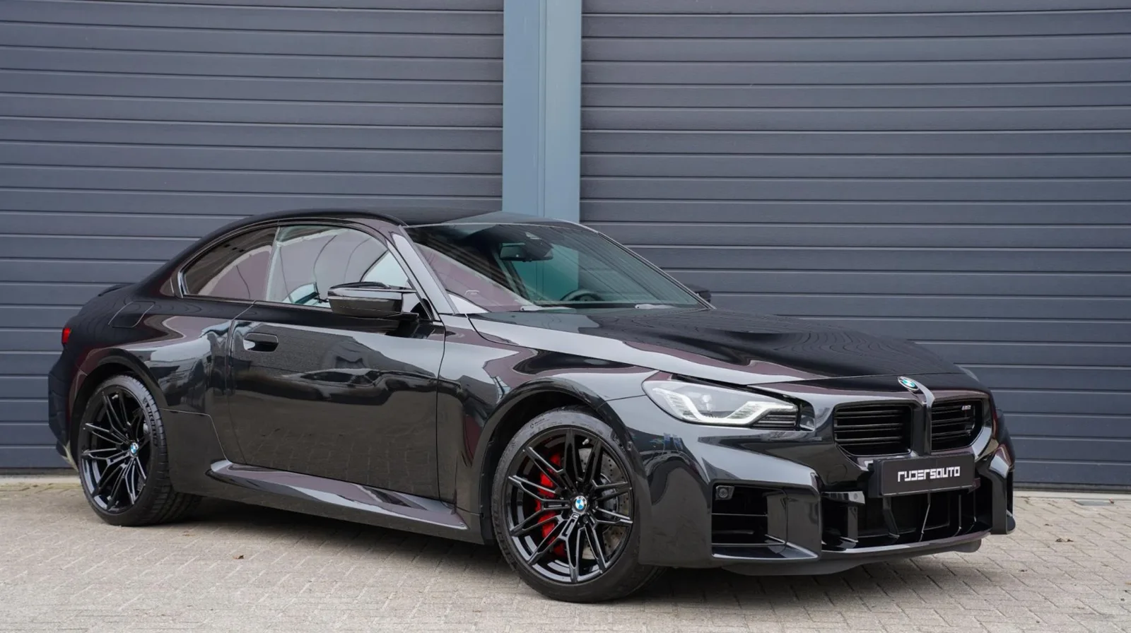 BMW M2 (2023) — foto 1