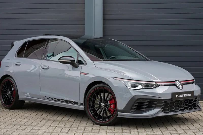 Volkswagen Golf (2022)