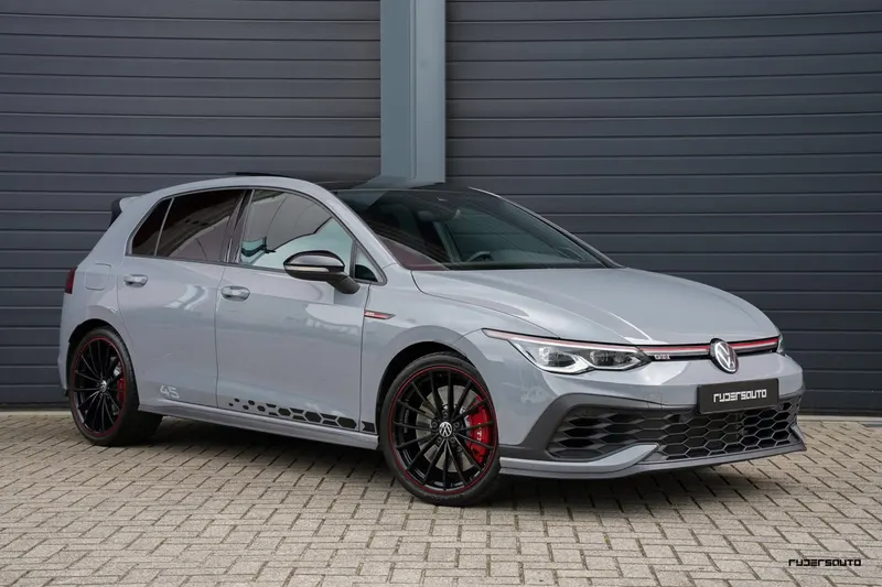 Volkswagen Golf (2022)