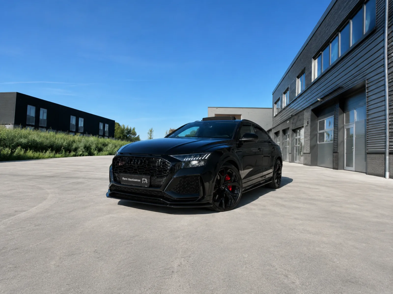 Audi RS Q8 (2022) — foto 1