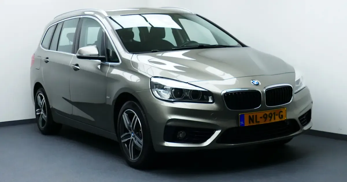 BMW 2-Serie (2017) — foto 1