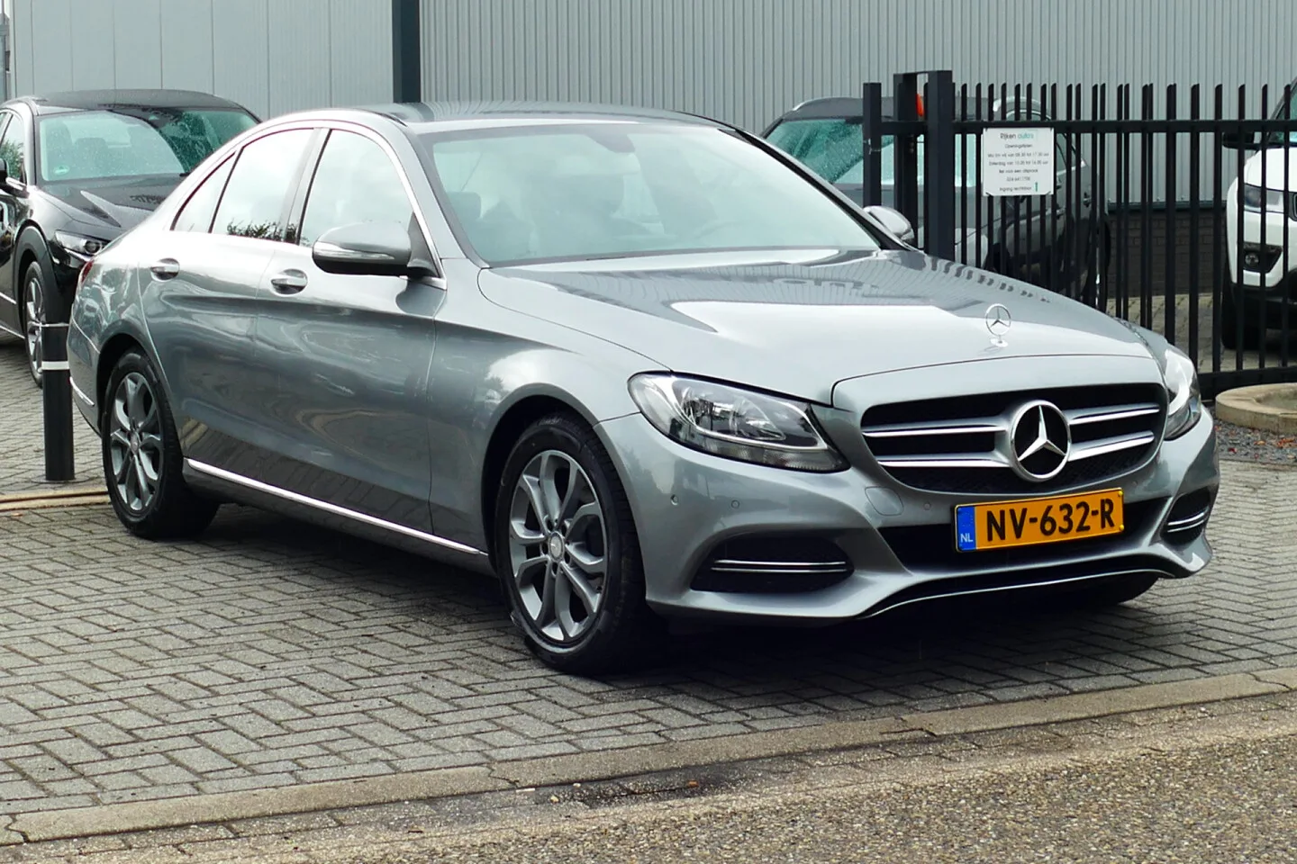 Mercedes-Benz C-Klasse (2014) — foto 1