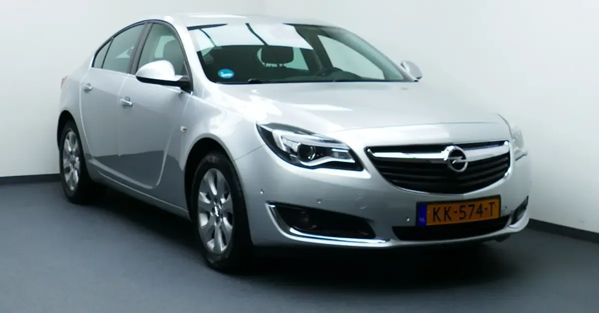 Opel Insignia (2016) — foto 1