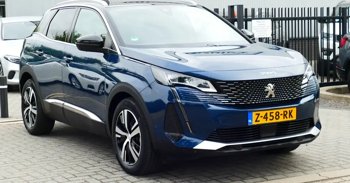 Peugeot 3008 (2022) — foto 1
