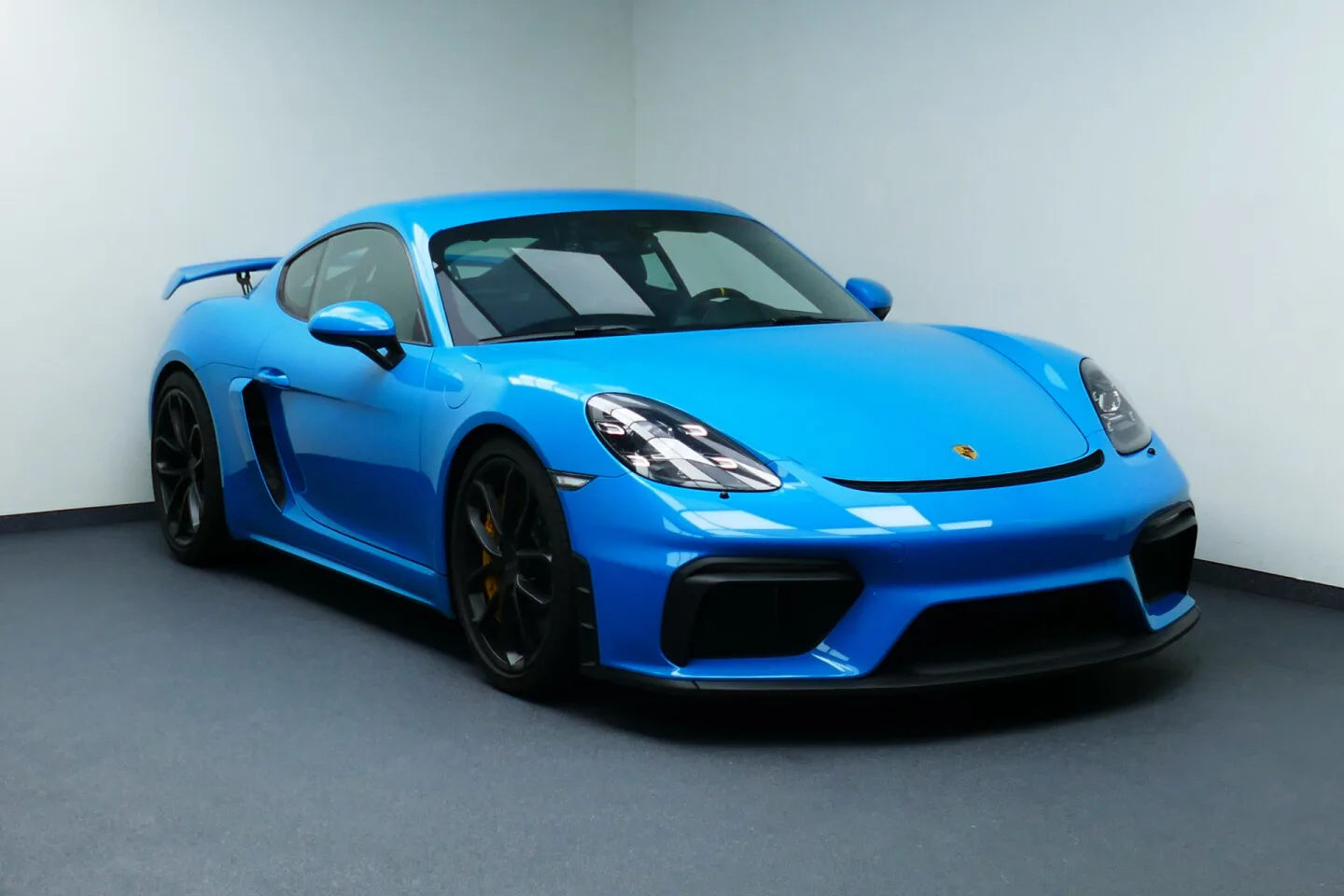 Porsche 718 Cayman (2020) — foto 1
