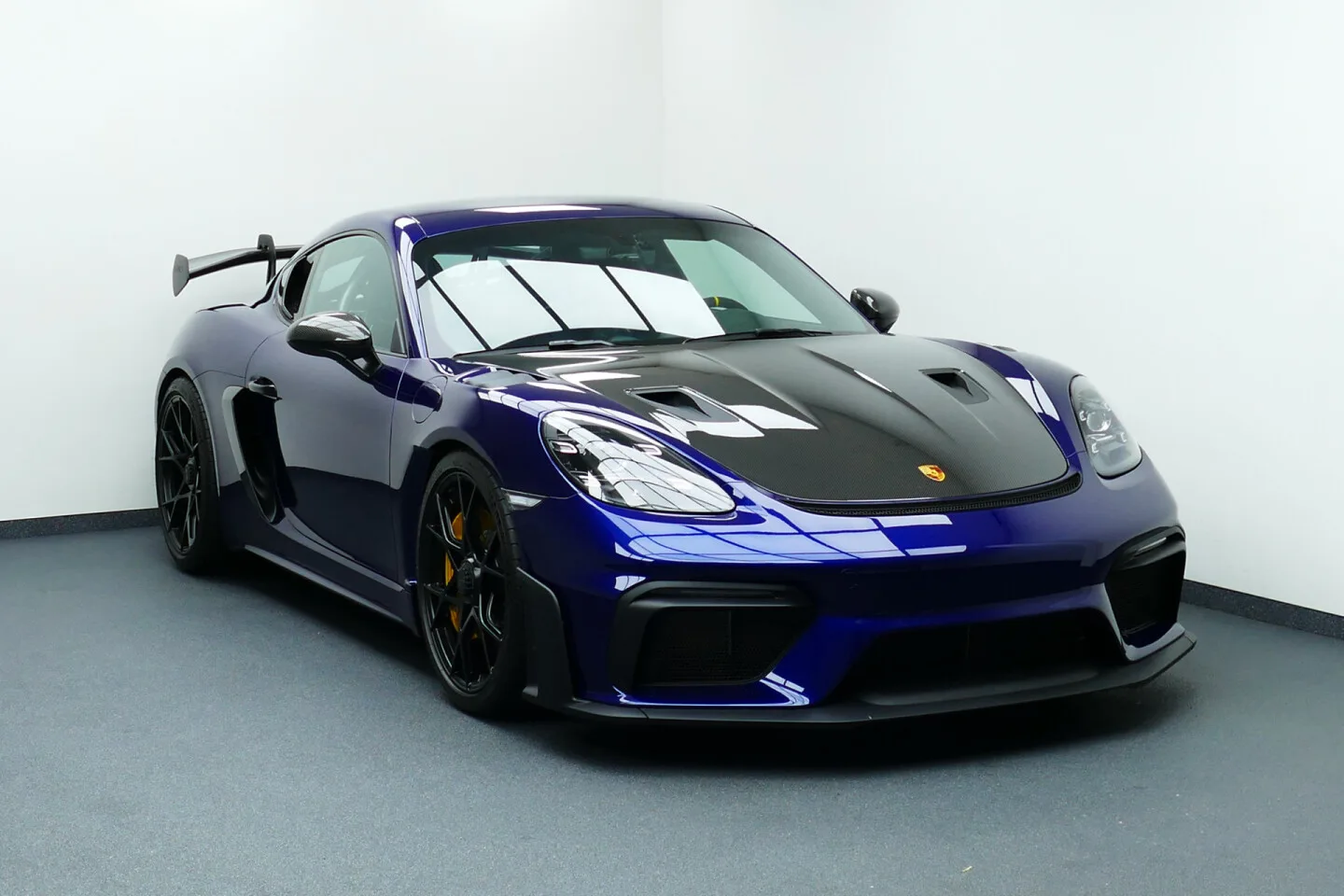 Porsche 718 GT4 (2024) — foto 1