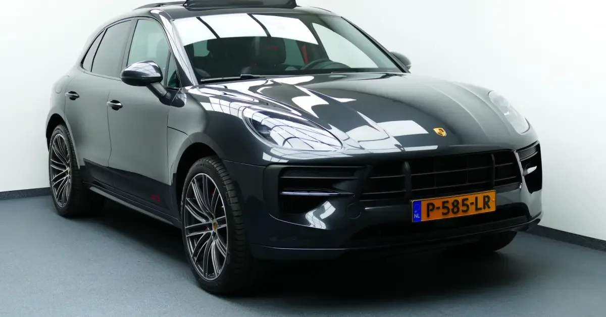 Porsche Macan (2021) — foto 1