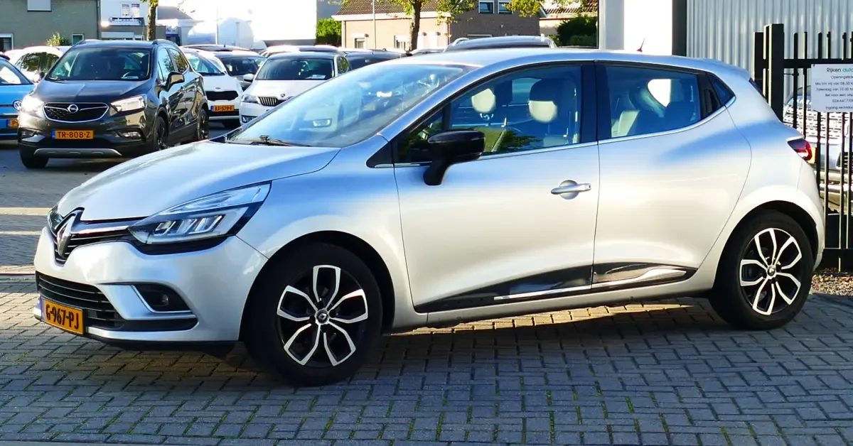 Renault Clio (2019) — foto 1
