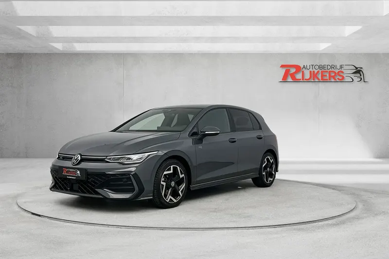 Volkswagen Golf (2025)