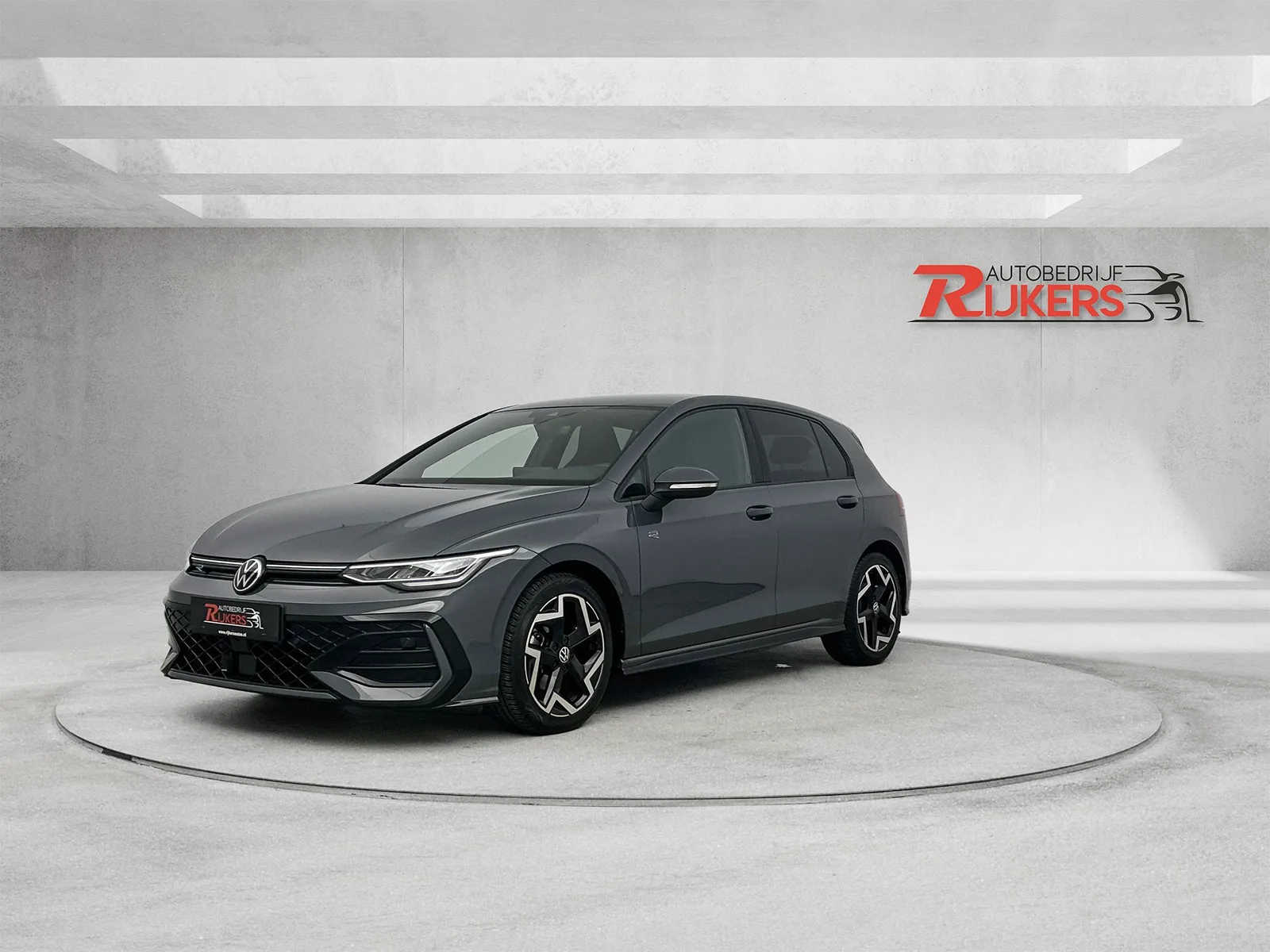 Volkswagen Golf (2025) — foto 1