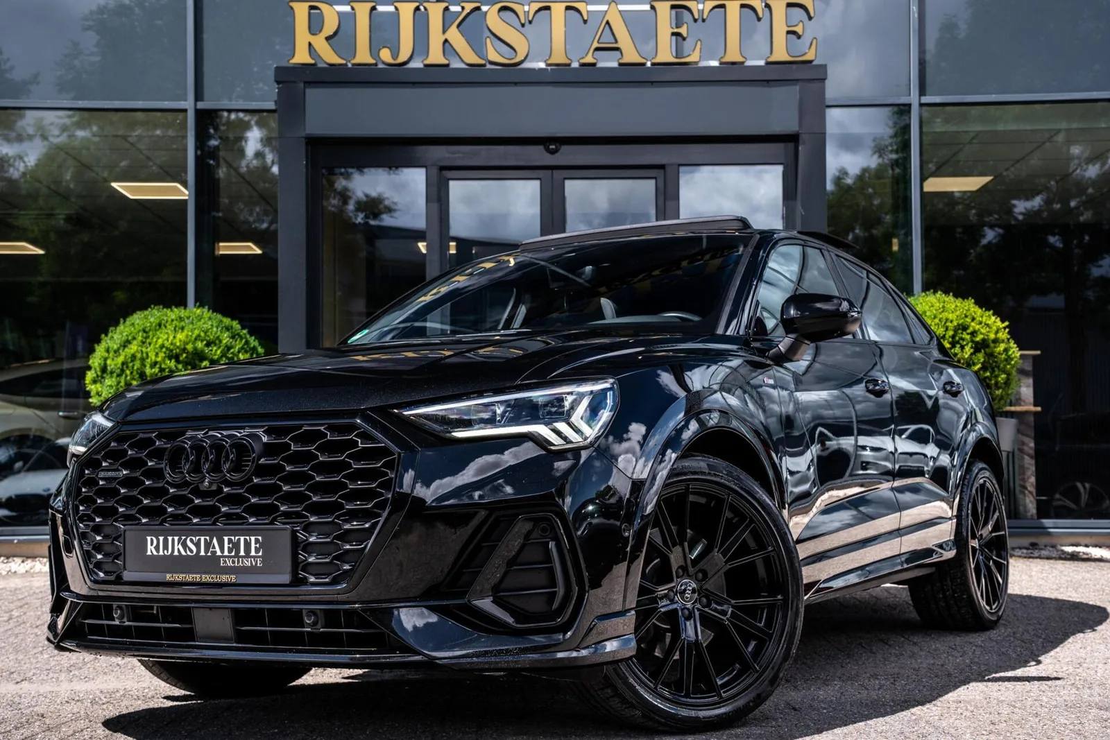 Audi Q3 (2019) — foto 1