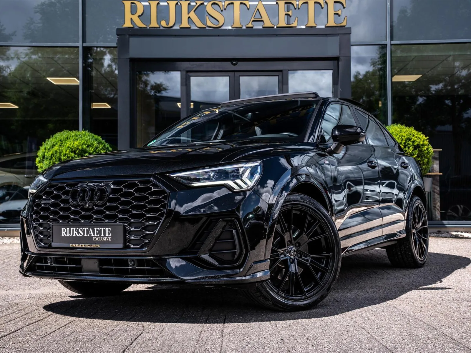 Audi Q3 (2019) — foto 1