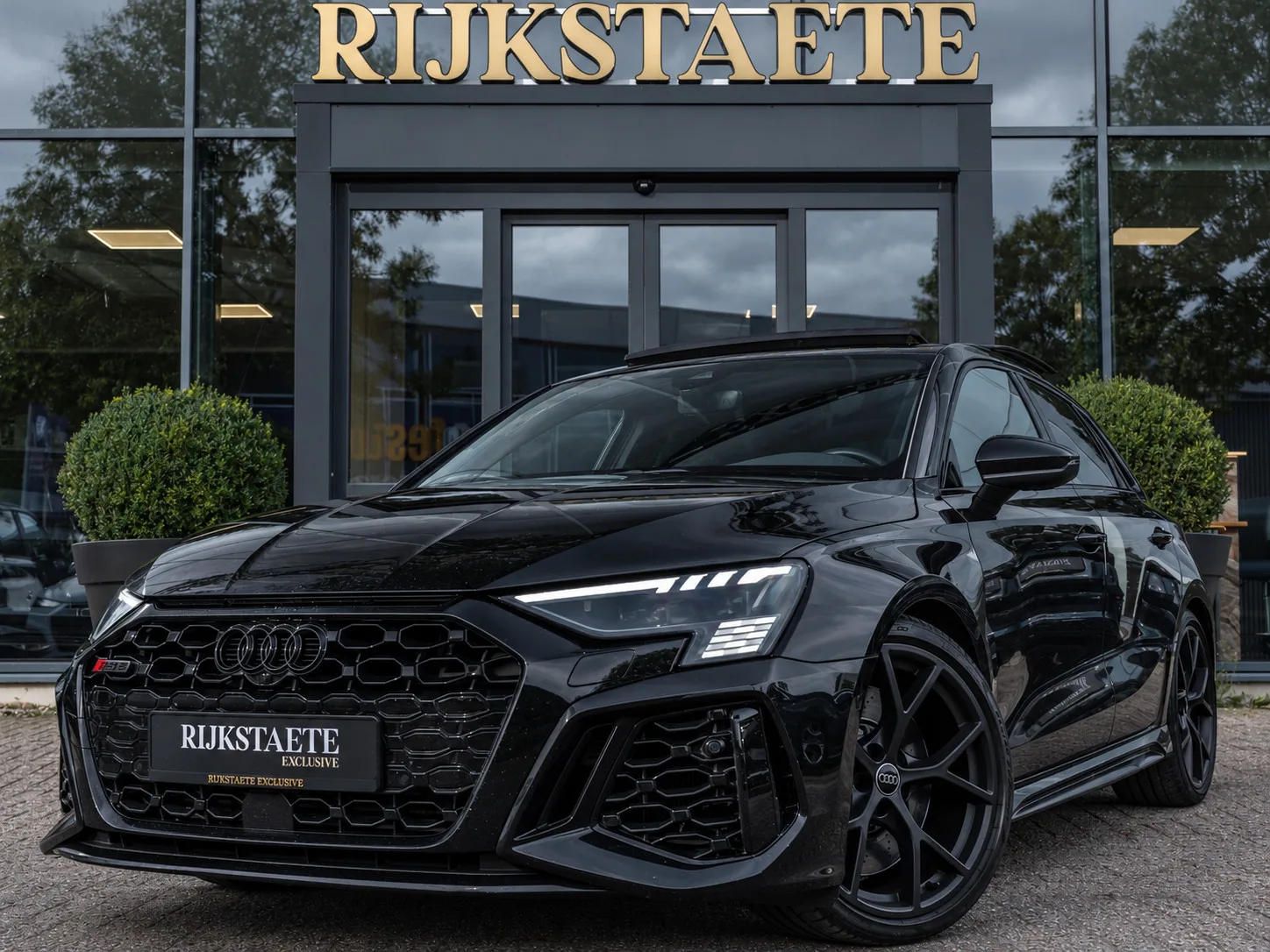 Audi RS 3 (2023) — foto 1