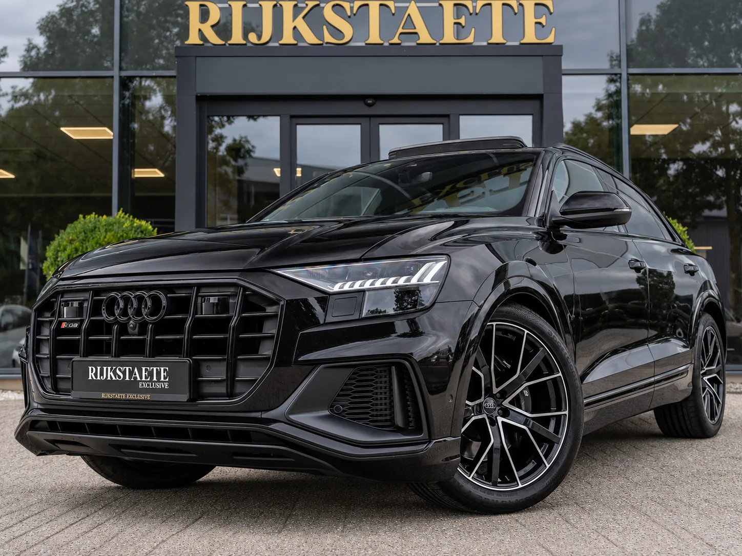 Audi SQ8 (2020) — foto 1
